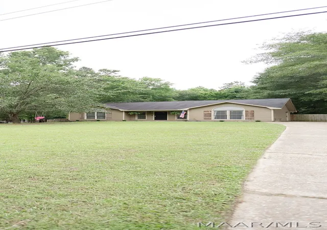Photo 3 of Single family home for sale at 224 Lee Rd 206, Salem, AL 36874 | MLS# 587375 | Listing updated on 2026-07-09