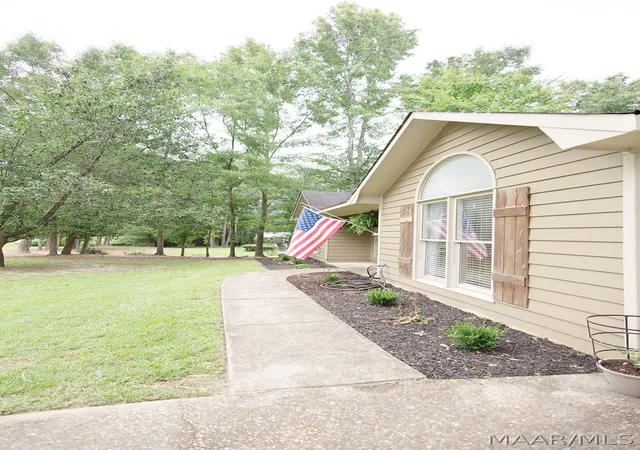 Photo 3 of Single family home for sale at 224 Lee Rd 206, Salem, AL 36874 | MLS# 587375 | Listing updated on 2026-07-09