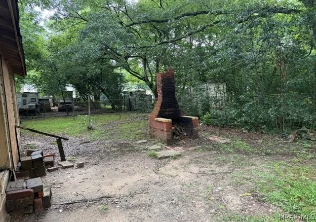 Photo 4 of Single family home for sale at 2327 E 6th Street, Montgomery, AL 36106 | MLS# 587425 | Listing updated on 2026-08-28