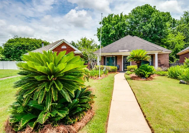 Photo 2 of Single family home for sale at 2613 Shep Ct, Montgomery, AL 36117 | MLS# 586531 | Listing updated on 2026-08-28
