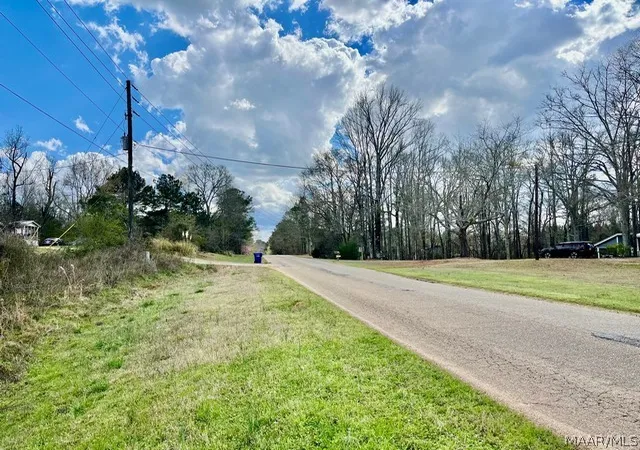 2nd image of 1 Union Rd, Eclectic, AL 36024 | MLS# 587517