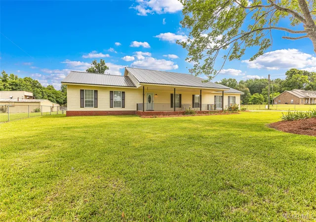 2nd image of 1826 Hwy 14 Hwy W, Prattville, AL 36067 | MLS# 587524