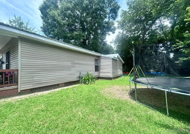 Photo 3 of Single family home for sale at 950 Early St, Montgomery, AL 36108 | MLS# 587489 | Listing updated on 2026-06-10