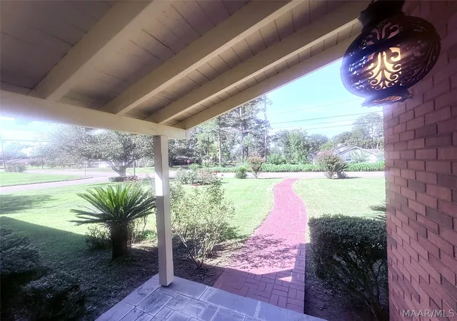 Photo 3 of Sale Pending at 215 S Anton Dr, Montgomery, AL 36105 | MLS# 587581 | Listing updated on 2026-10-10