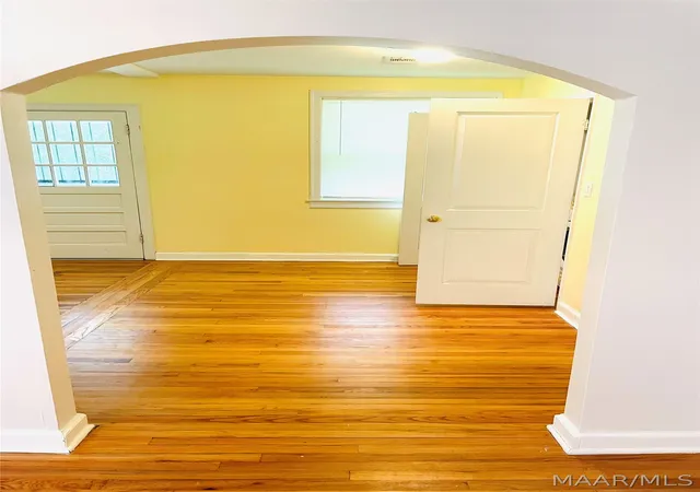 5th image of 850 Augusta Ave, Montgomery, AL 36111 | MLS# 587621