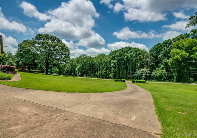 3rd image of 80 Gunnells Rd, Deatsville, AL 36022 | MLS# 587542