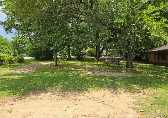 Homes for sale in Montgomery, AL | 3200 Mcgehee Rd, Montgomery, AL 36111 | MLS# 587809