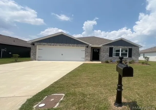 1st image of 6013 Cunningham Trl, Montgomery, AL 36116 | MLS# 587814
