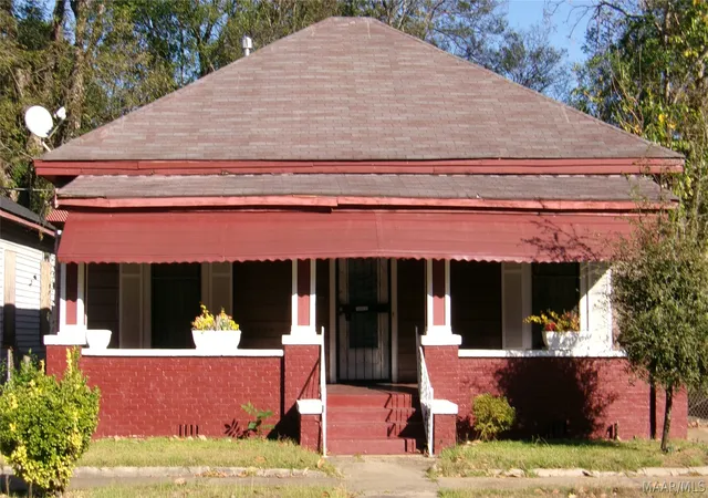 1st image of 1732 Martin Luther King St, Selma, AL 36703 | MLS# 587846
