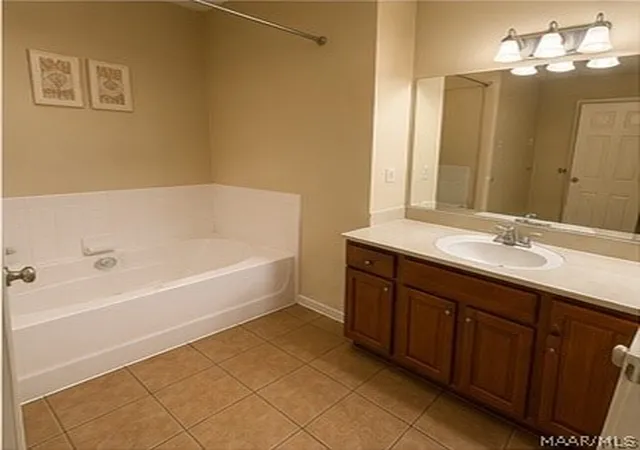 Photo 4 of Single family home for sale at 293 Lee Rd 2087, Salem, AL 36874 | MLS# 587851 | Listing updated on 2026-08-27