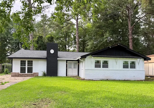 1st image of 2711 Gwynnbrook Rd, Montgomery, AL 36116 | MLS# 587845