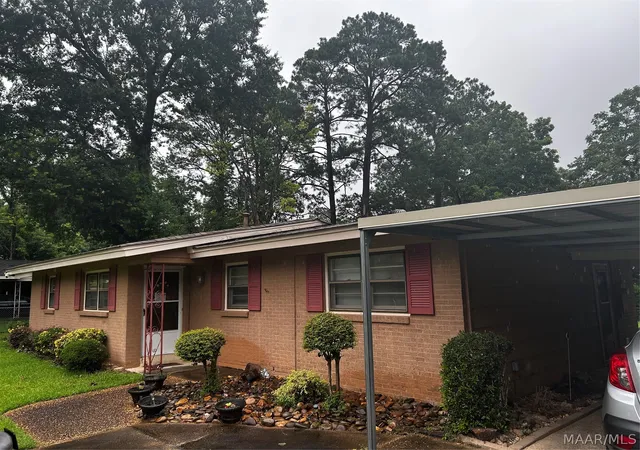 1st image of 953 Green Ridge Ct, Montgomery, AL 36109 | MLS# 587606