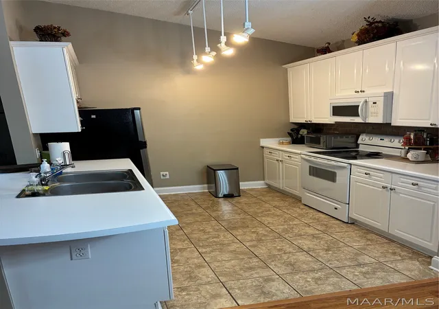 Photo 4 of Condo for sale at 500 Waverly Pl #903, Opelika, AL 36801 | MLS# 587849 | Listing updated on 2026-08-04