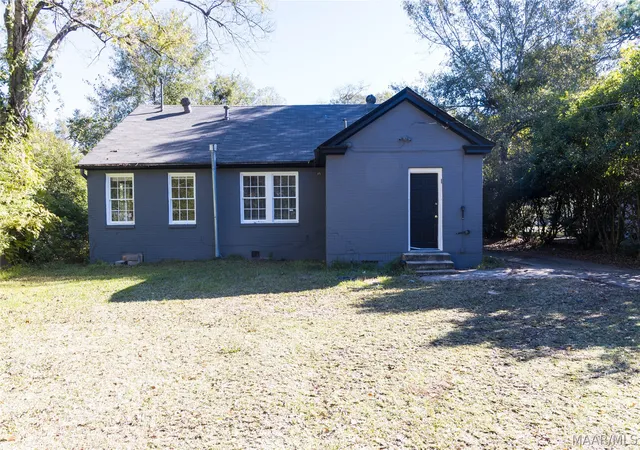 Photo 3 of Single family home for sale at 3256 Montezuma Rd, Montgomery, AL 36106 | MLS# 587902 | Listing updated on 2026-08-18