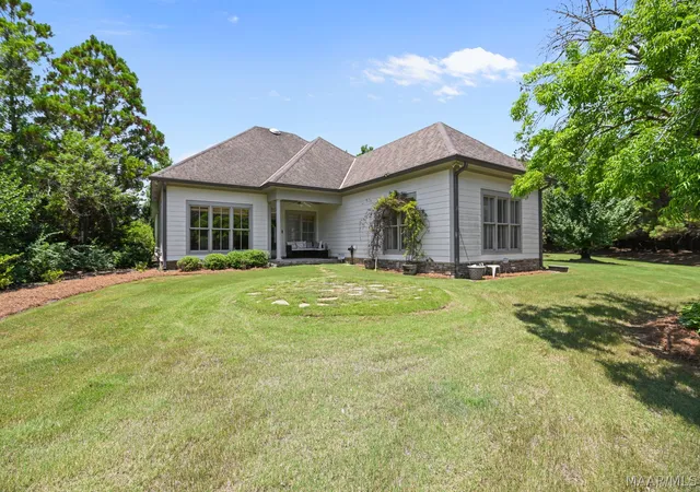 4th image of 5650 Ash Grove Ct, Montgomery, AL 36116 | MLS# 587933
