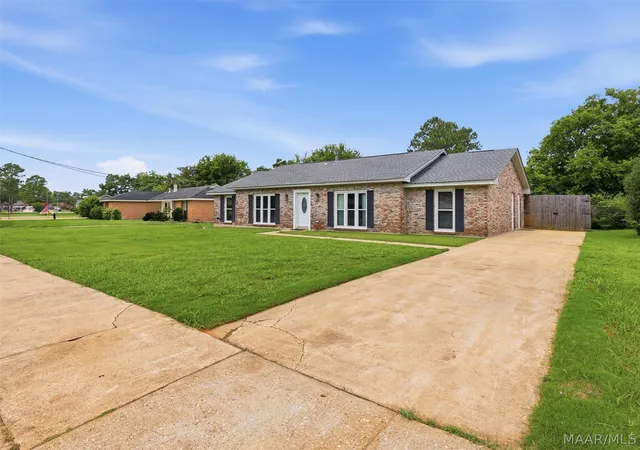 29th image of 2042 Kingsbury Dr, Montgomery, AL 36106 | MLS# 587356