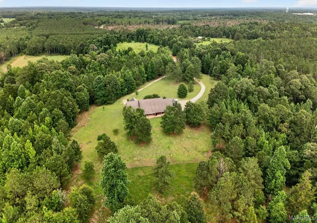 Homes for sale in Greenville, AL | 2827 Airport Rd, Greenville, AL 36037 | MLS# 588024