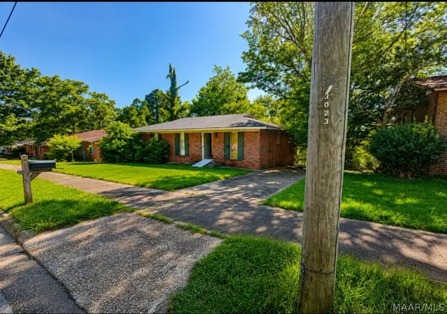 Homes for sale in Montgomery, AL | 3019 George B Edmondson Dr, Montgomery, AL 36110 | MLS# 588143