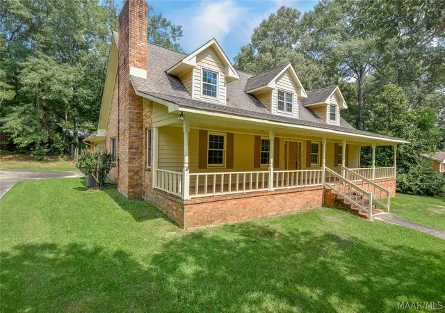 2nd image of 408 Golden Dr, Tallassee, AL 36078 | MLS# 588080