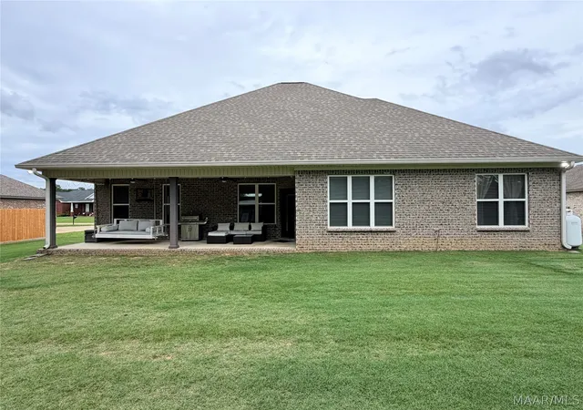 2nd image of 92 Bentom Dr, Wetumpka, AL 36092 | MLS# 588142