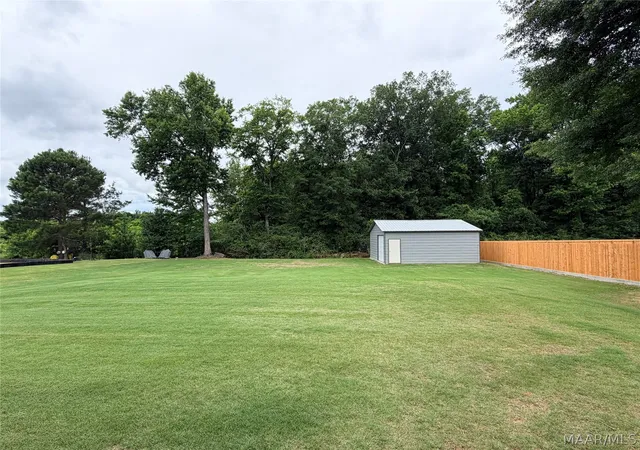 Photo 3 of Sale Pending at 92 Bentom Dr, Wetumpka, AL 36092 | MLS# 588142 | Listing updated on 2026-07-30