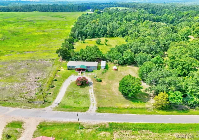 5th image of 1905 County Road 34 Road, Clanton, AL 35045 | MLS# 588160