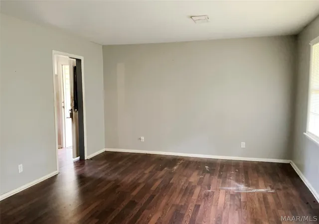3rd image of 529 Dixie Dr, Selma, AL 36701 | MLS# 588203