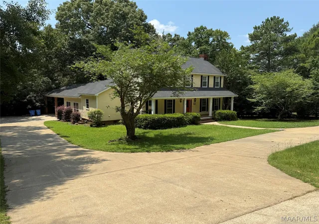 3rd image of 818 Fairwood Dr, Prattville, AL 36067 | MLS# 588240