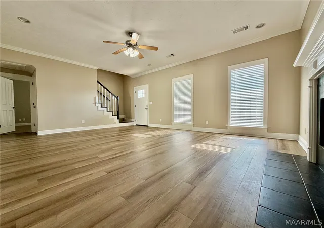 Photo 3 of Single family home for sale at 307 Sparrow Point Ln, Deatsville, AL 36022 | MLS# 588230 | Listing updated on 2026-07-14