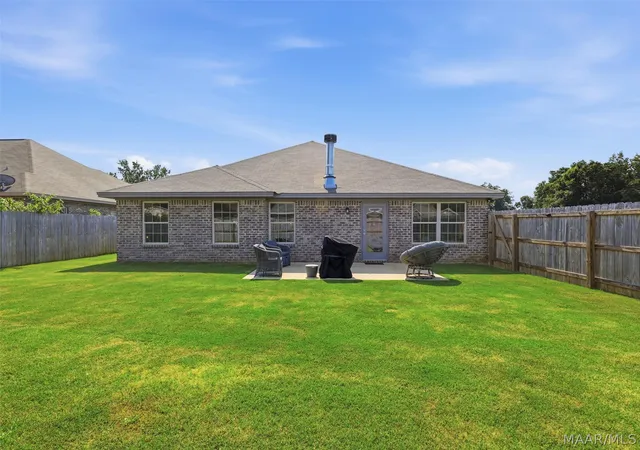 Photo 4 of Single family home for sale at 11 Zachary Cir, Elmore, AL 36025 | MLS# 588139 | Listing updated on 2026-07-13