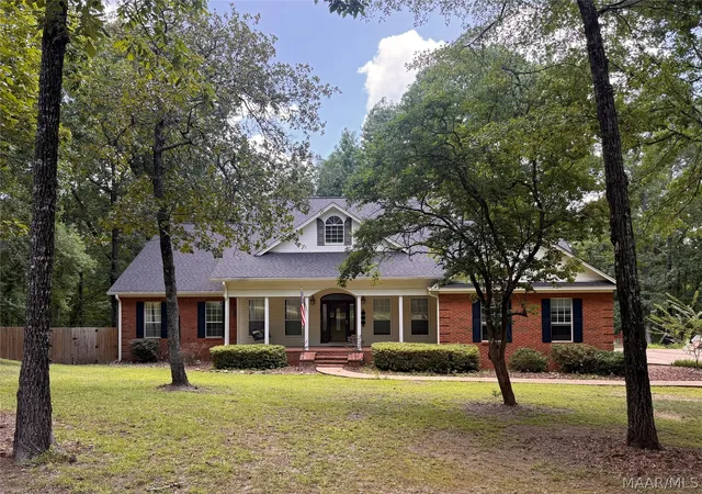 Homes for sale in Wetumpka, AL | 380 Jimshill Rd, Wetumpka, AL 36093 | MLS# 588255
