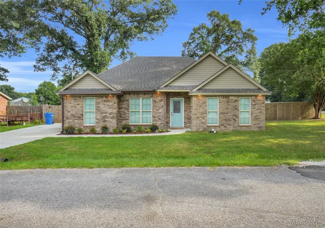 1st image of 859 Washington Ferry Rd, Prattville, AL 36067 | MLS# 588265