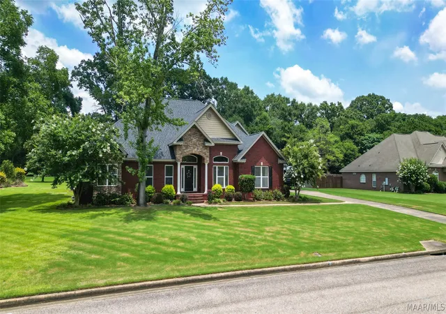 Homes for sale in Prattville, AL | 2603 Savannah Dr, Prattville, AL 36067 | MLS# 588161