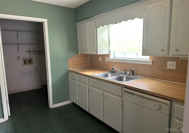 Photo 4 of Single family home for sale at 1024 N Burbank Dr, Montgomery, AL 36117 | MLS# 588284 | Listing updated on 2026-07-02