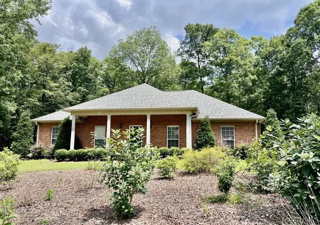 Homes for sale in Wetumpka, AL | 189 Buck Run Rd, Wetumpka, AL 36093 | MLS# 588252