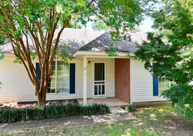 4th image of 17 Hilltop Cir, Deatsville, AL 36022 | MLS# 588301