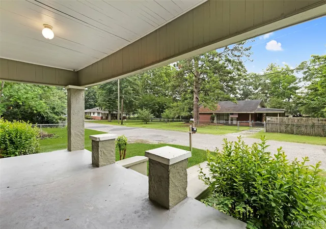 23rd image of 1412 Taylor Ave, Clanton, AL 35045 | MLS# 588300