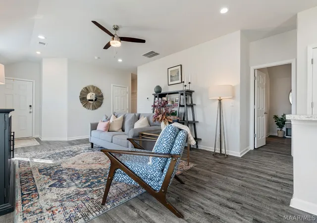 4th image of 54 Spanish Ct, Eclectic, AL 36024 | MLS# 588115