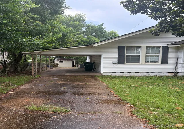 1st image of 602 James St, Tallassee, AL 36078 | MLS# 588190
