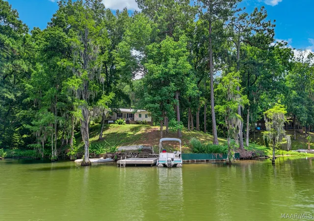2nd image of 285 Ashwood Dr, Titus, AL 36080 | MLS# 588271