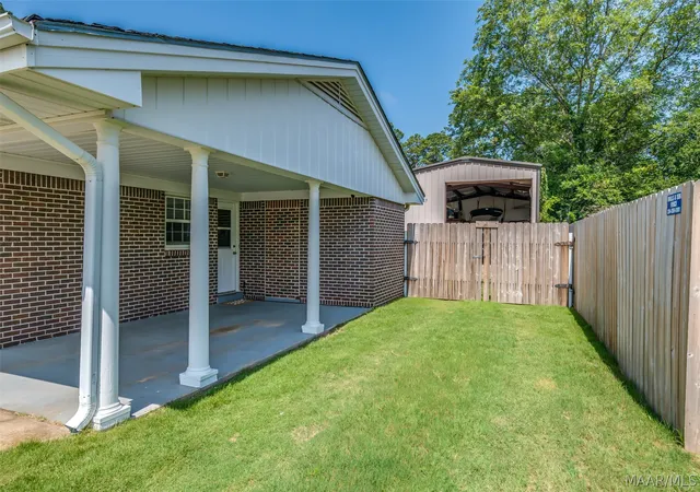3rd image of 617 Fairview Ave, Prattville, AL 36066 | MLS# 588412