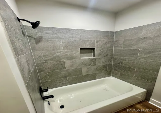18th image of 646 Chanlee Dr, Deatsville, AL 36022 | MLS# 588410