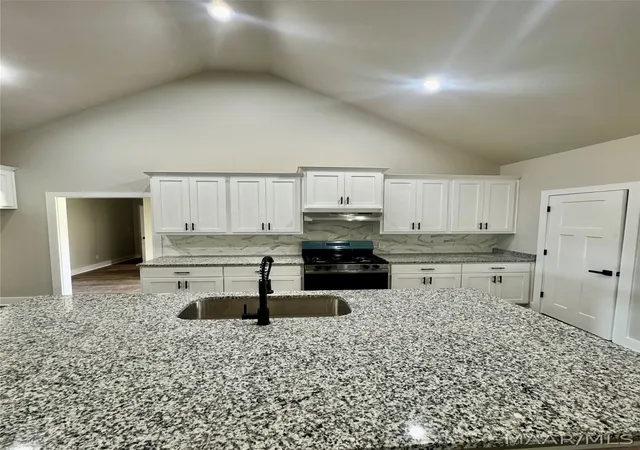 4th image of 646 Chanlee Dr, Deatsville, AL 36022 | MLS# 588410