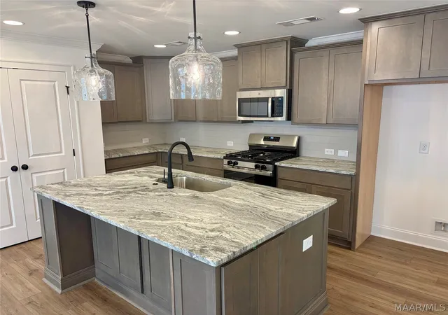 Photo 3 of Single family home for sale at 816 Edmund Ln, Pike Road, AL 36064 | MLS# 588434 | Listing updated on 2026-10-11