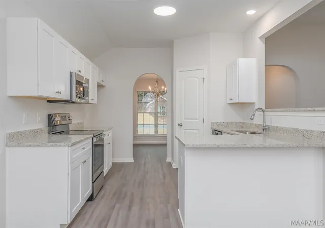 5th image of 2444 Landing Loop, Deatsville, AL 36022 | MLS# 588418