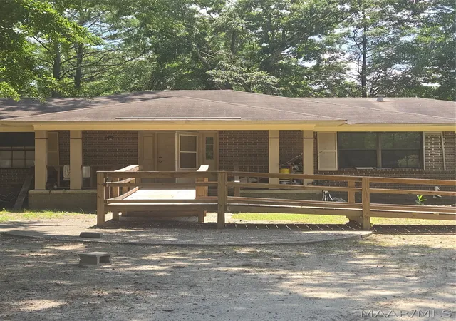 1st image of 636 Copeland Rd, Wetumpka, AL 36092 | MLS# 588423