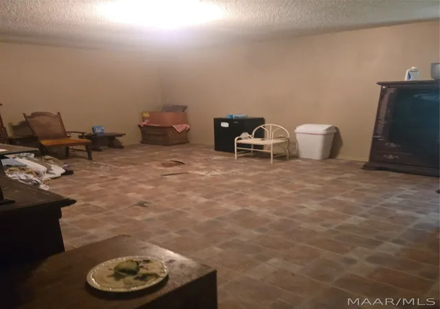 4th image of 636 Copeland Rd, Wetumpka, AL 36092 | MLS# 588423