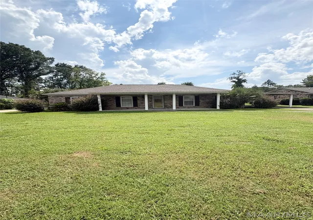 1st image of 309 Pinehaardt Dr, Selma, AL 36701 | MLS# 588428