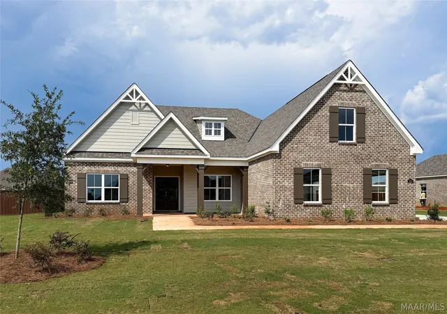 Photo 1 of Single family home for sale at 103 Dow Dr, Wetumpka, AL 36093 | MLS# 588475 | Listing updated on 2026-09-27