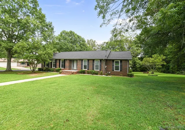 2nd image of 276 Langston Dr, Jemison, AL 35085 | MLS# 587604